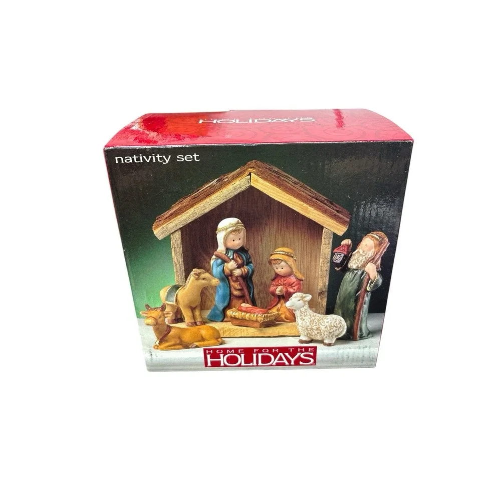 Home for The Holidays 2003 Set of 7 Porcelain Nativity Figurines‎ & Stable + Box